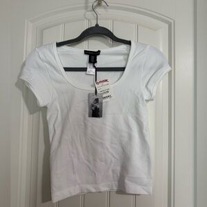 Women’s White Short Sleeve Tee